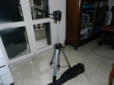 cavalletto tre piedi in metallo per macchina fotografica o camera