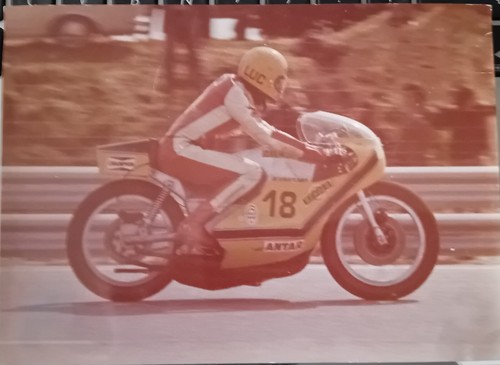 Vintage motorcycle racing - vintage,