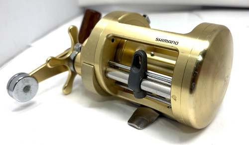 Shimano calcutta 700 - shimano,
