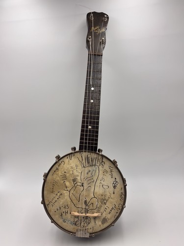 Ukulele banjo may bell - ukulele,