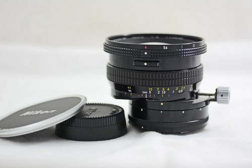 Nikon 28mm nikkor - nikon,