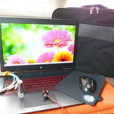 HP OMEN 17 W0 17 pollici