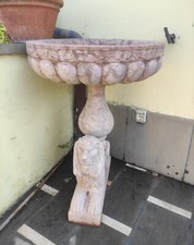 Coppia Di Acquasantiere In