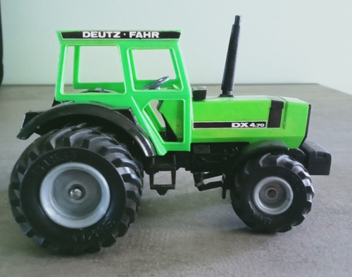 Siku deutz fahr dx 4 - 1:32, 4.70