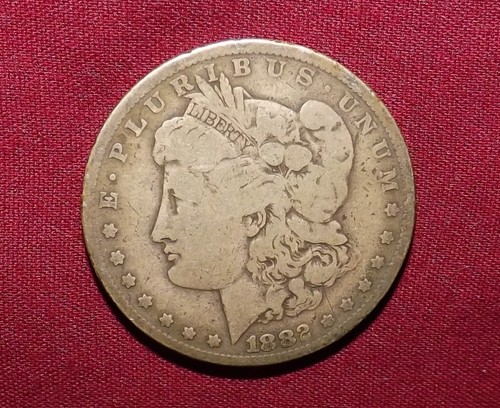 1882 morgan silver dollar - o,