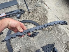 A2048800530 SUPPORTO PARAURTI