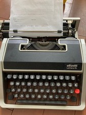 Macchina da scrivere manuale