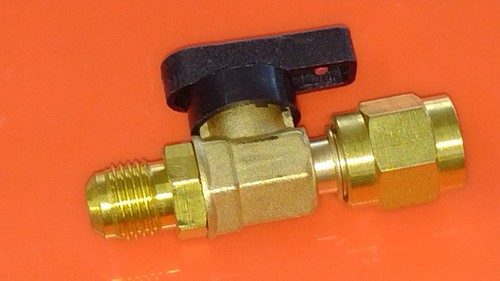 Rubinetto r32 raccordo bombola - r32,
