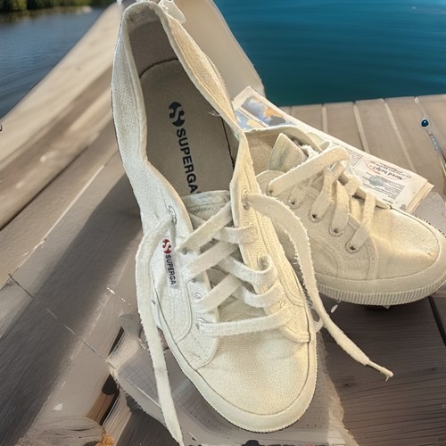 Sneaker tennis donna stringate
