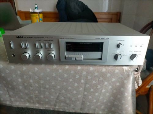 Amplificatore integrato akai - amplificatore,