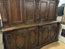 Importante credenza in noce