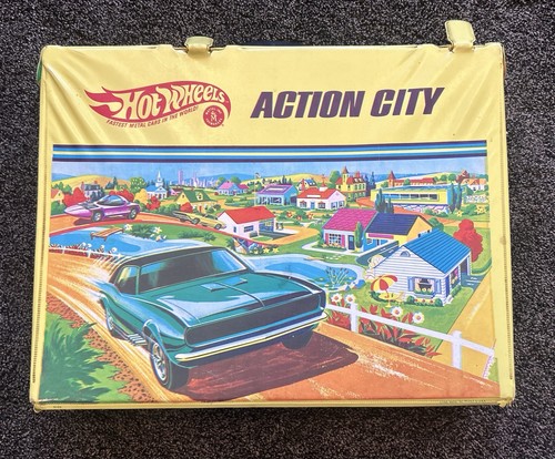 Hot wheels action - hot,