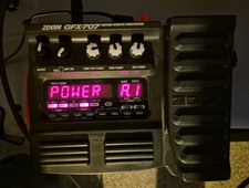 Zoom GFX-707 Pedale per