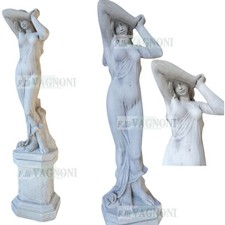 Statua la Vergogna con base in