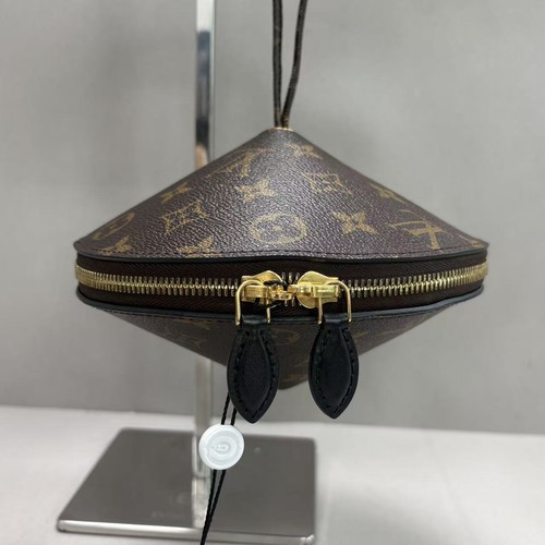 Louis vuitton toupie crossbody - louis,