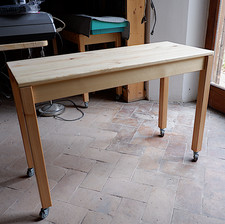 TAVOLO con rotelle - In legno