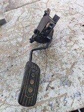 Nissan Micra 2005 Acceleratore