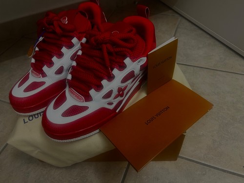 Skate red and - and, white
