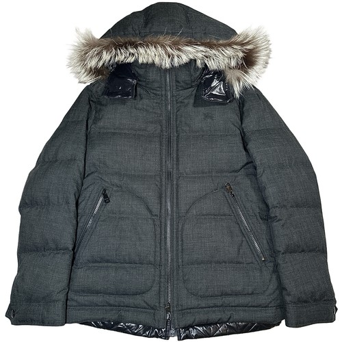 Giubbotto piumino con
