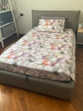letto 1 piazza e 1/2 con contenitore, usato
