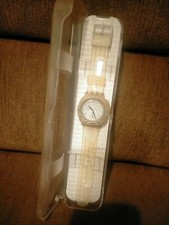 Swatch Scuba Sukk100 On The