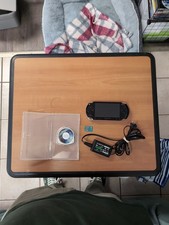 Sony PSP 1000 Portable Entertainment Pack - Nero con Final Fantasy e scheda 2 GB