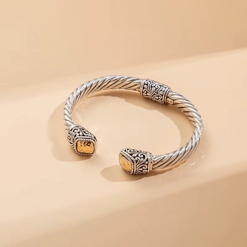 Bracciale aperto struttura