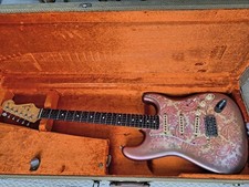 Fender JV Stratocaster Pink