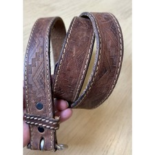 cintura vintage con fibbia