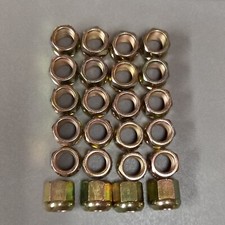 Dadi ruota a sfera M18 x 1,5 adatti per Unimog 403 404 406 411 413 416 421 