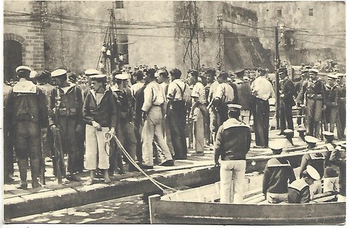 Marina italiana sbarco dei - italiana,