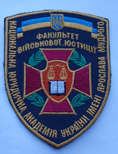 chevron.facoltà di giustizia