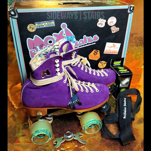 Moxi skates lolly - moxi, taffy