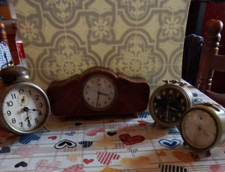 Set n. 4 sveglie anni 50