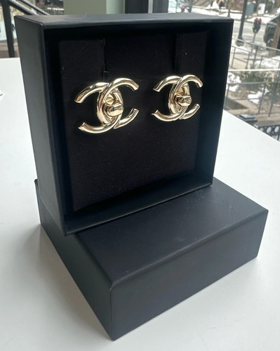 Auth chanel 2025 classic - chanel,