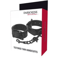 Manette Darkness donna