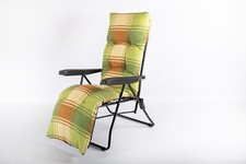 Poltrona con poggiapiedi con