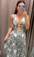 ZARA ABITO RICAMATO TAGLIATO