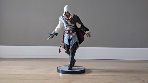 Assassin creed statua - assassin's, ii