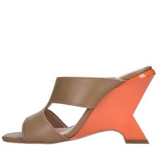 SD0043P001 DARLY 06 Zeppe