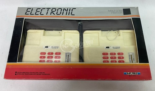 Coppia telefoni - di,