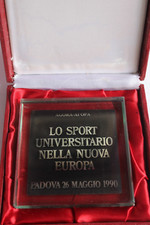 L68-TARGA COMMEMORATIVA LO SPORT UNIVERSITA' NELLA NUOVA EUROPA-PADOVA 1990