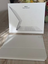 Tastiera Apple Magic Keyboard per iPad Pro da 12,9 pollici (2021)