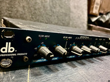 DBX 166A - 2 Channel