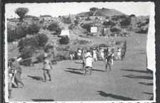 PRIGIONIERI ABBISSINI IN CAMPO