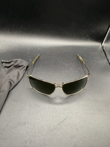 Oakley detenuto lenti oro