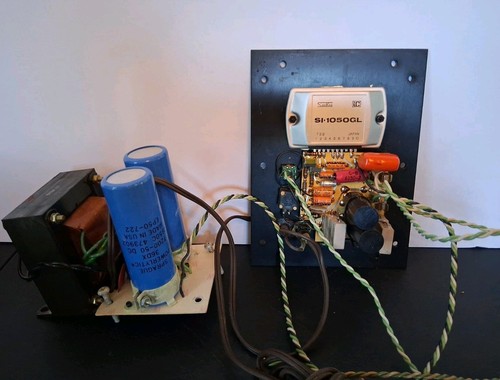 Amplificatore pannello di - e,