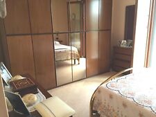 Camera da letto matrimoniale  in noce 