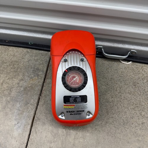 Black decker air station - &,