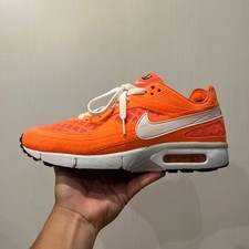 Men 9.5US Nike Air Classic Bw